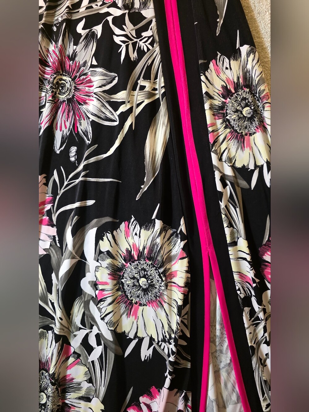 INC Black And White W/Pink Floral Halter Neckline Maxi Dress Flowy Womens P/P - Picture 3 of 6